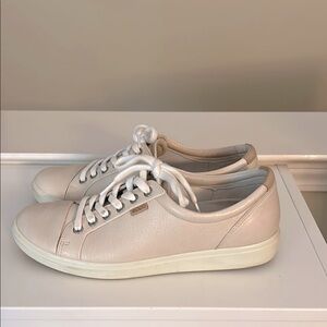 Ecco soft leather sneakers